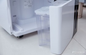 应对梅雨湿漉漉的闷潮天气，其实你只差这个神器——除湿机
