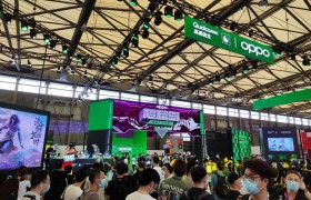 20 ChinaJoy OPPO展台：除了125W快充，还有人气偶像